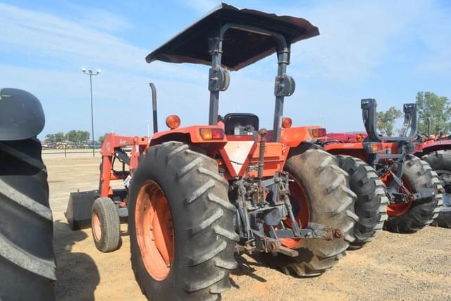 Image of Kubota M6800 equipment image 1