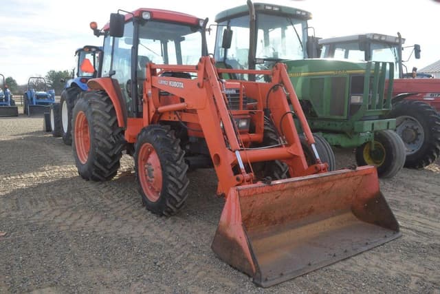 Image of Kubota M6800 equipment image 3