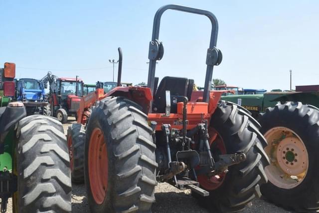 Image of Kubota M6800 equipment image 1