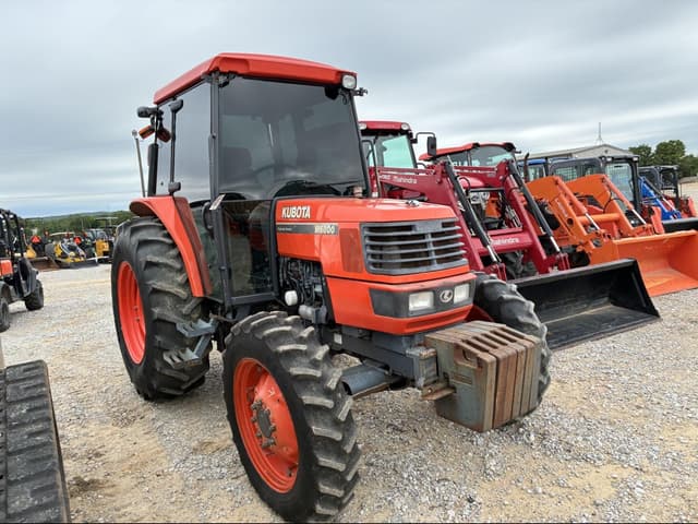Image of Kubota M6800 equipment image 1