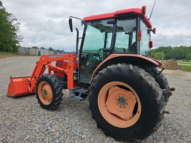 Image of Kubota M6800 equipment image 4