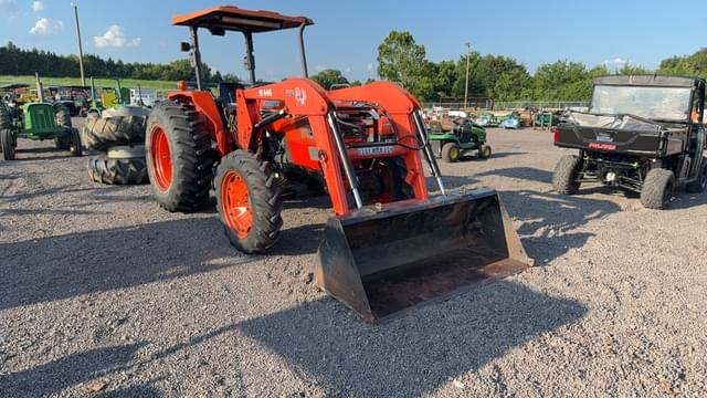 Image of Kubota M6800 equipment image 2