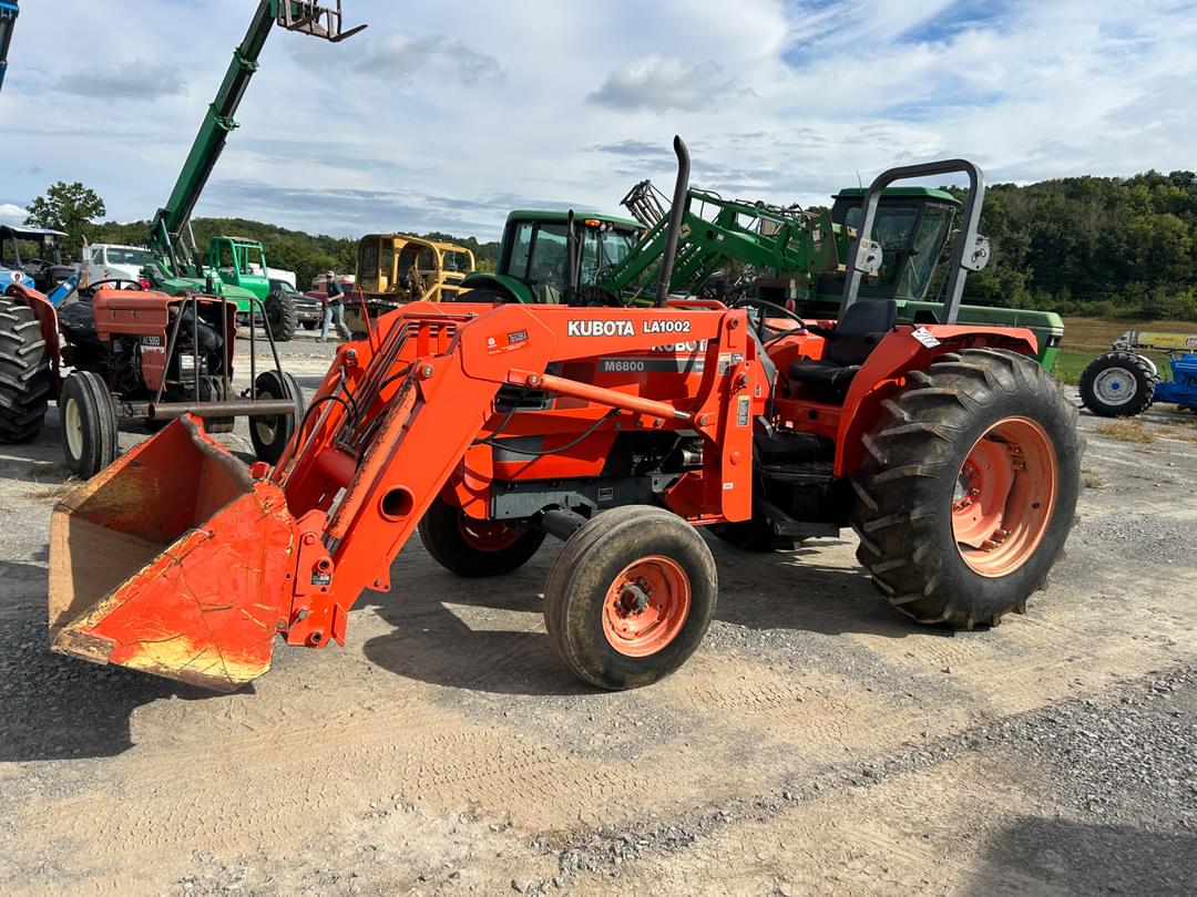 Image of Kubota M6800 Primary image