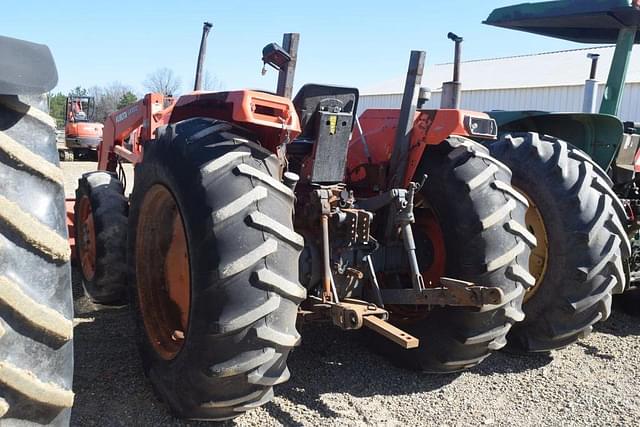 Image of Kubota M6800 equipment image 1