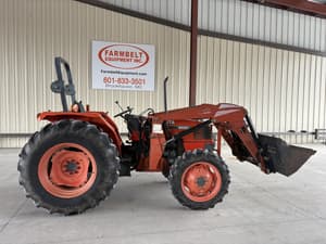 2002 Kubota M6800 Image