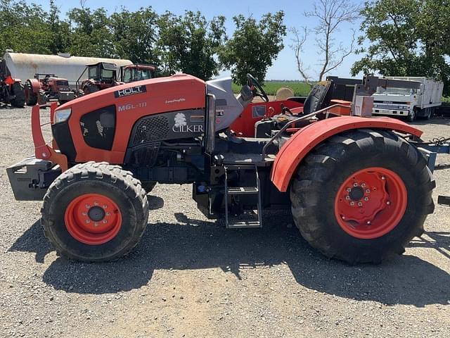 Image of Kubota M6L-111 equipment image 3