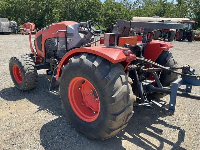 Image of Kubota M6L-111 equipment image 4