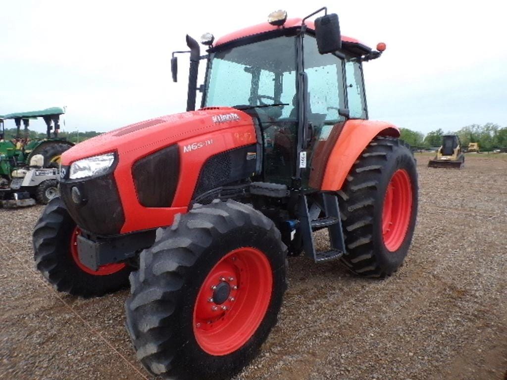 Kubota M6S-111 Equipment Image0