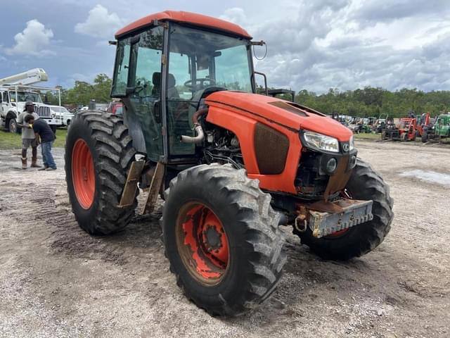 Image of Kubota M6S-111 equipment image 4