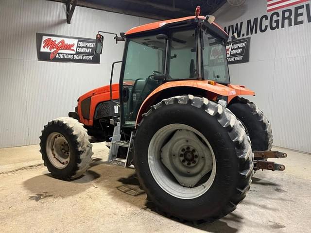 Image of Kubota M6S-111 equipment image 2