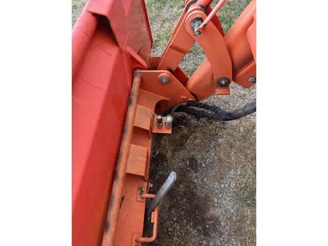 Image of Kubota M7.131 equipment image 4
