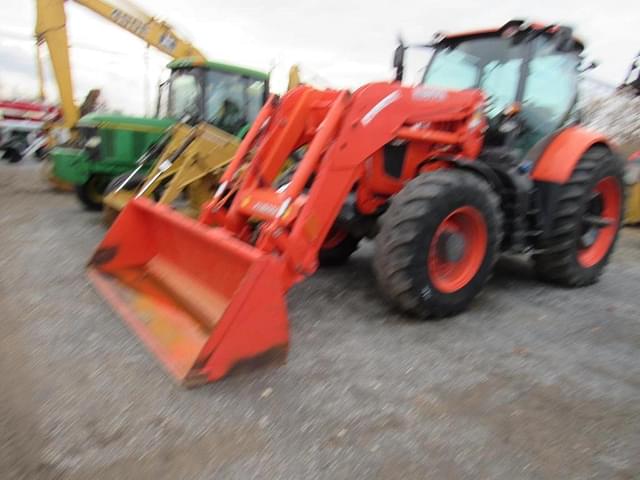 Image of Kubota M7.152 Deluxe equipment image 1