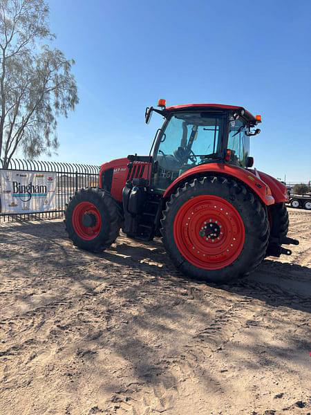 Image of Kubota M7.152 Deluxe equipment image 1