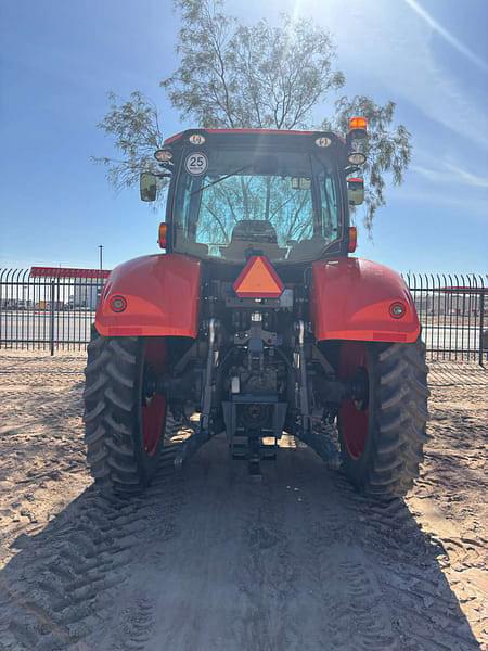 Image of Kubota M7.152 Deluxe equipment image 3