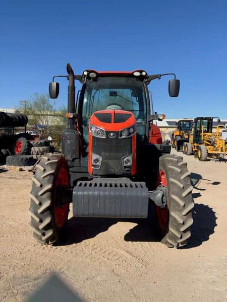 Image of Kubota M7.154 Deluxe equipment image 2