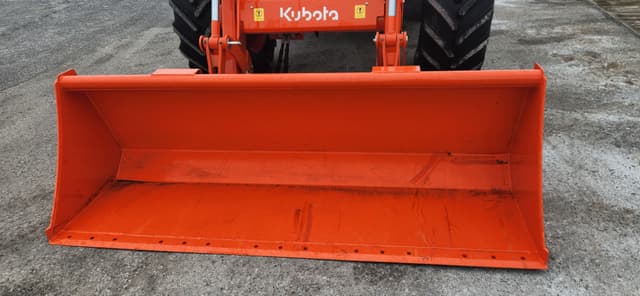 Image of Kubota M7.154 Deluxe equipment image 3