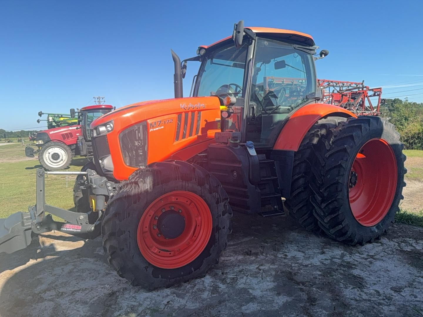 Kubota M7.172 Equipment Image0