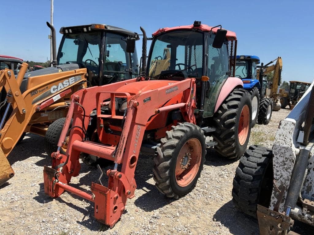 Image of Kubota M7040 Primary image