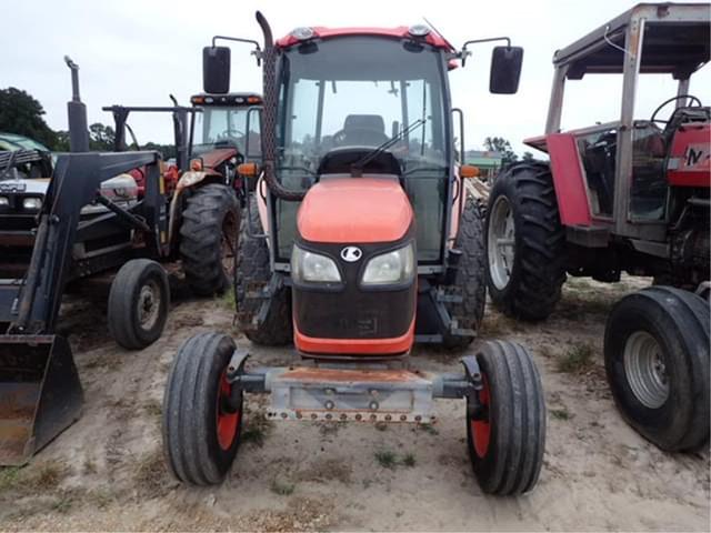 Image of Kubota M7040 equipment image 1