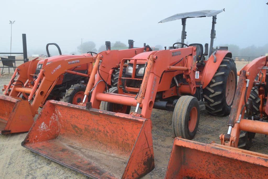 Image of Kubota M7040 Primary image