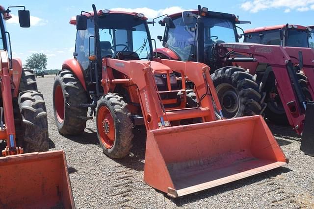 Image of Kubota M7040 equipment image 3