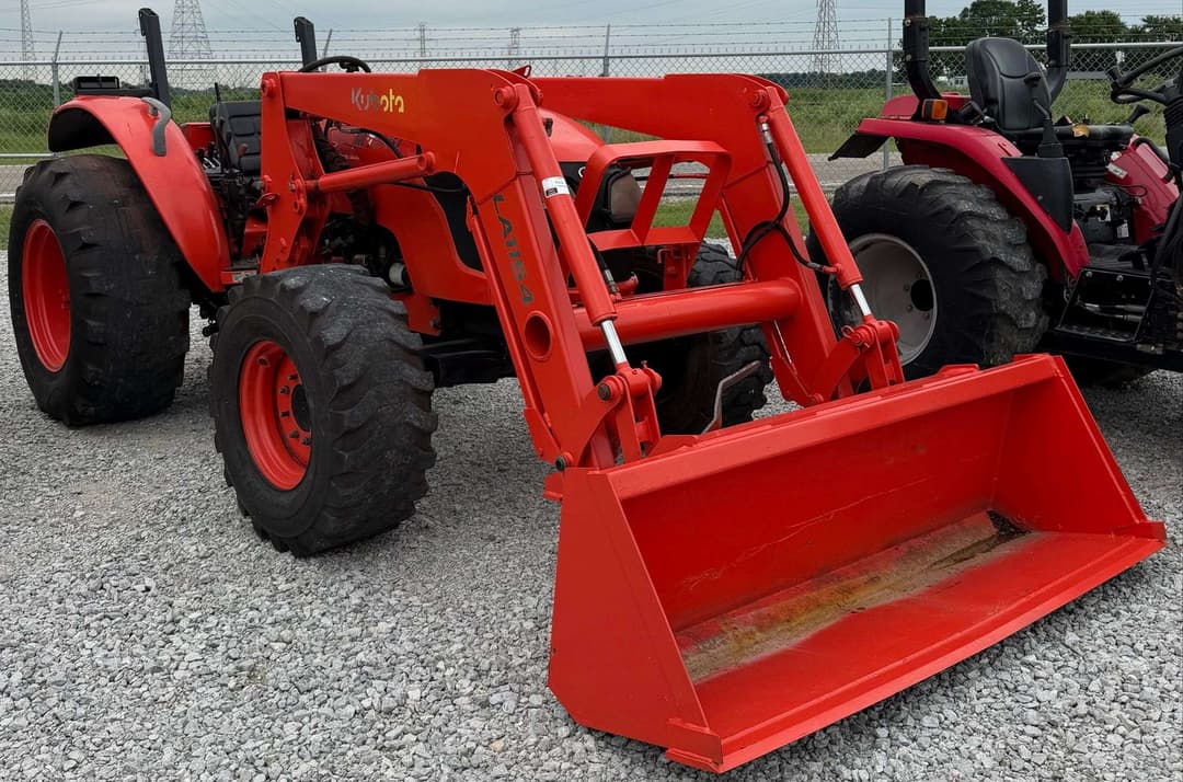 Image of Kubota M7040 Primary image