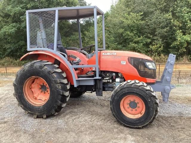 Image of Kubota M7040 equipment image 1