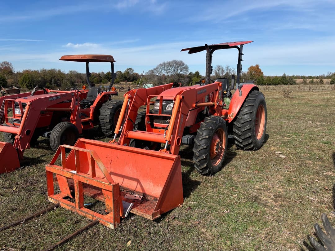 Image of Kubota M7040 Primary image