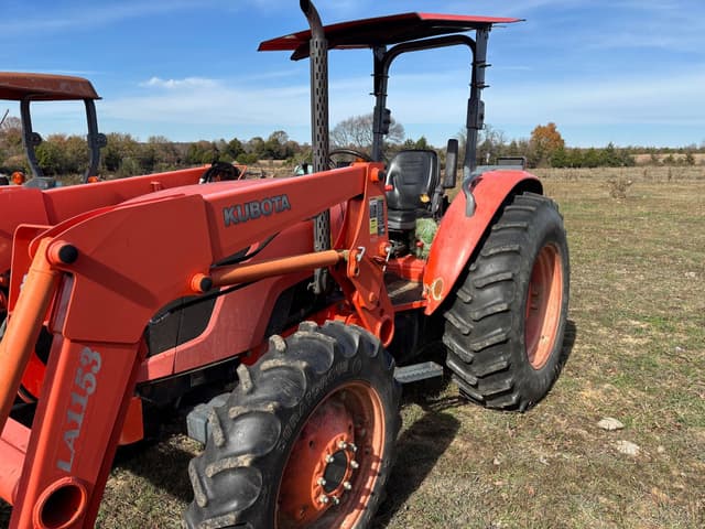 Image of Kubota M7040 equipment image 1