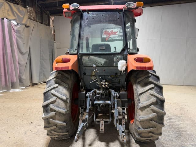 Image of Kubota M7040DT equipment image 3