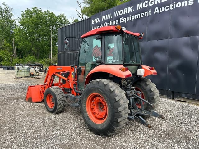 Image of Kubota M7040D equipment image 1