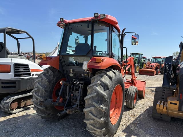 Image of Kubota M7040 equipment image 2