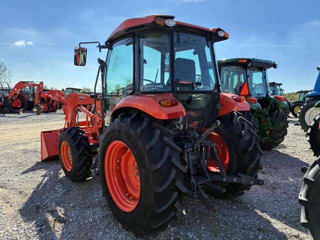 Image of Kubota M7060 equipment image 3