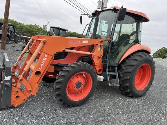 Kubota M7060 Equipment Image0