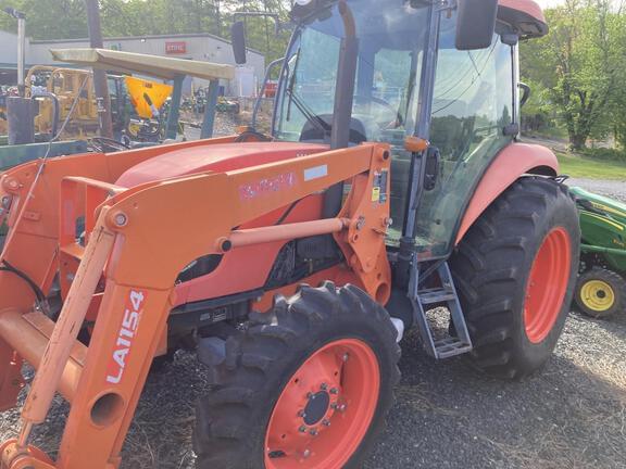 Image of Kubota M7060 equipment image 4