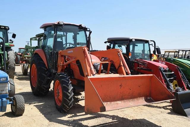 Image of Kubota M7060 equipment image 3