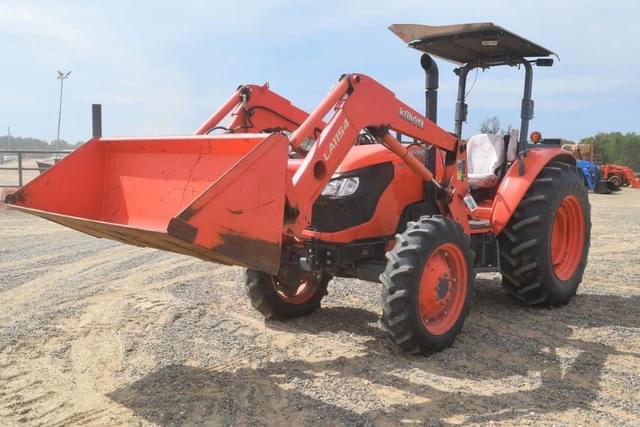 Image of Kubota M7060 equipment image 4