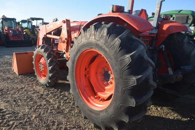 Image of Kubota M7060 equipment image 1