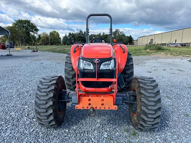 Image of Kubota M7060 equipment image 4