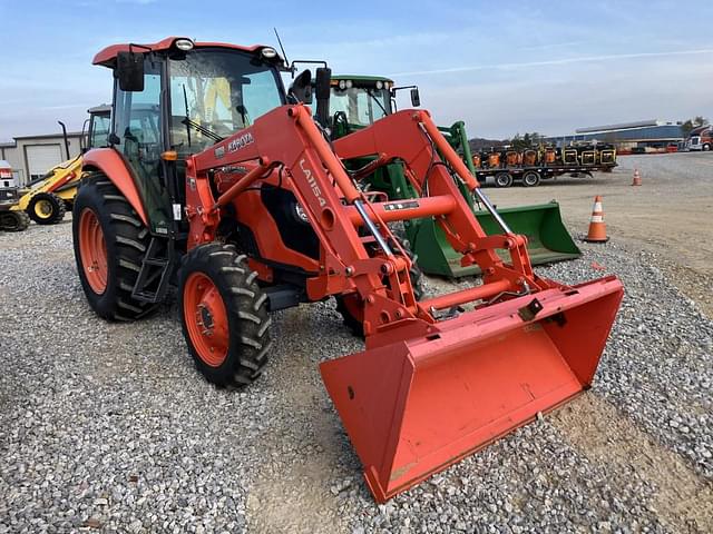 Image of Kubota M7060 equipment image 1