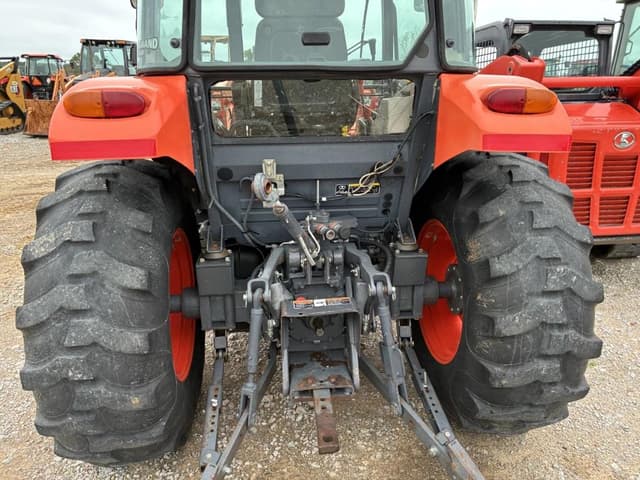 Image of Kubota M7060 equipment image 4