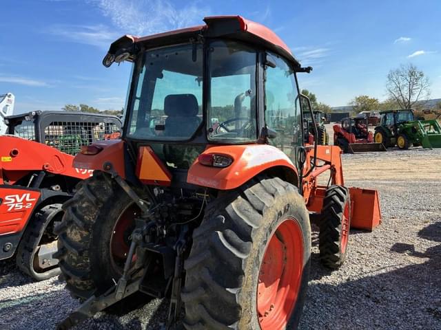 Image of Kubota M7060 equipment image 2