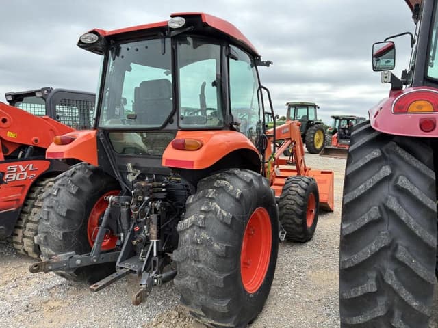 Image of Kubota M7060 equipment image 2