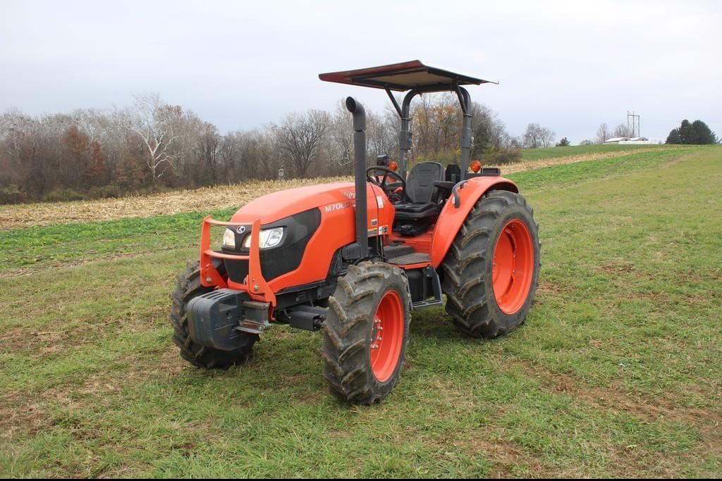 Image of Kubota M7060 Primary image