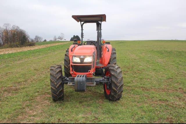 Image of Kubota M7060 equipment image 1