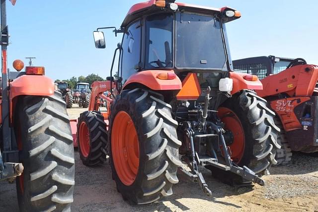 Image of Kubota M7060 equipment image 1