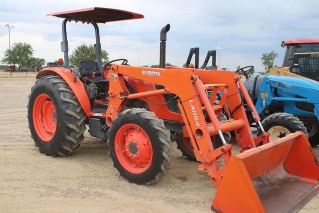 Image of Kubota M7060 equipment image 1