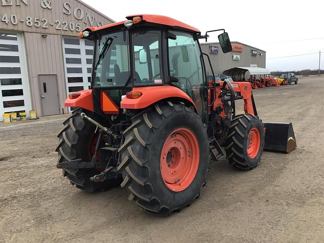 Image of Kubota M7060 equipment image 4