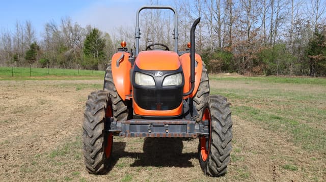 Image of Kubota M7060 equipment image 1