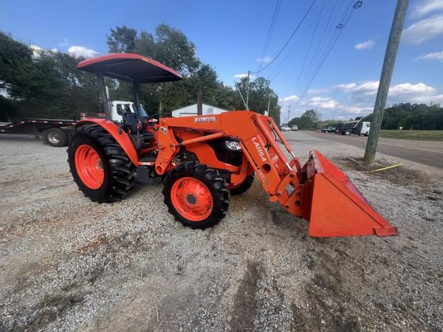 Image of Kubota M7060 equipment image 3